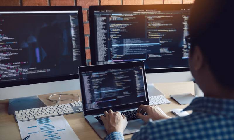 数据科学选型:R与Python如何赋能景宁畲族自治县网站建设?